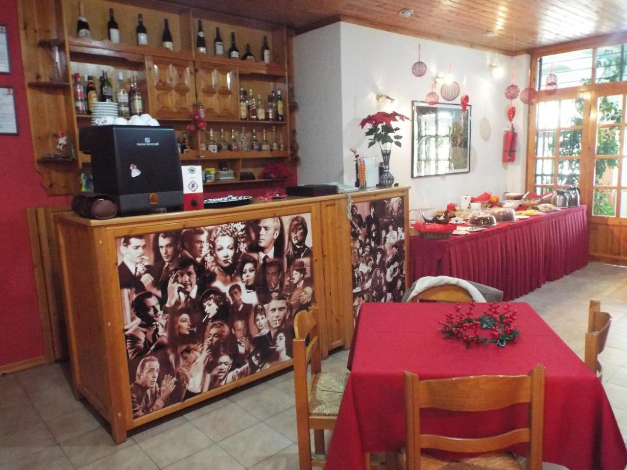 Hotel Faraggi Kleidonia Bagian luar foto